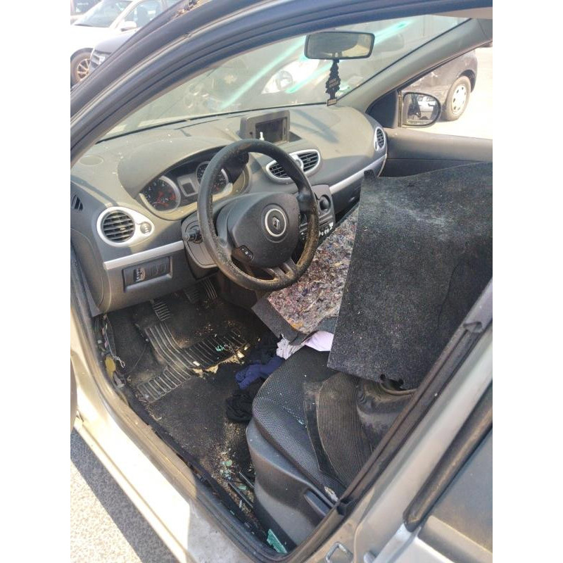 Boitier UCH RENAULT CLIO 3 Photo n°17