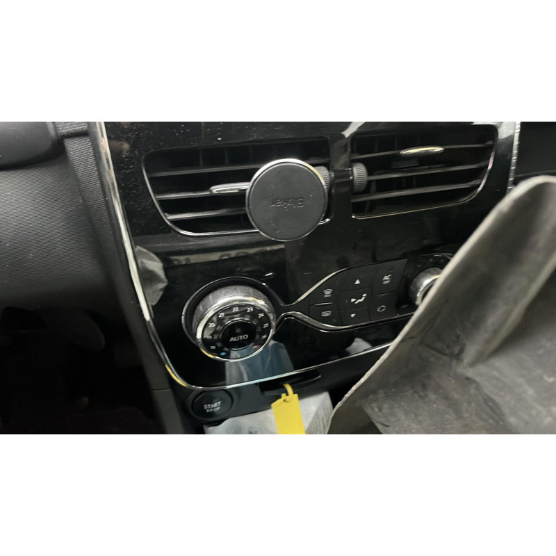 Boitier UCH RENAULT CLIO 4 Photo n°8