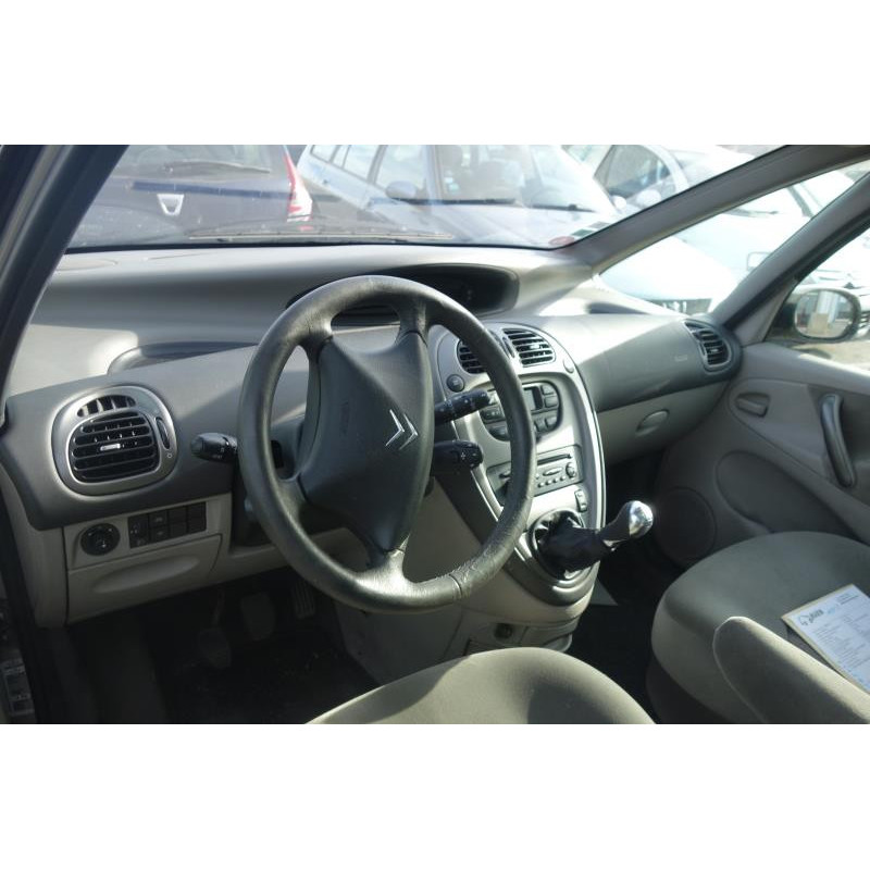 Etrier avant droit (freinage) CITROEN XSARA PICASSO Photo n°8