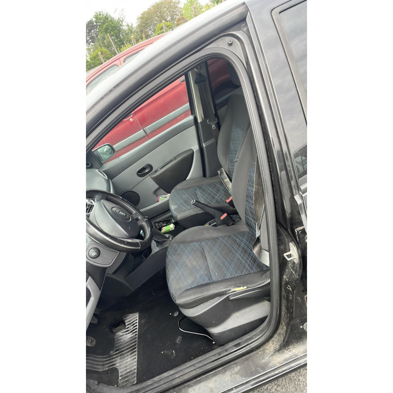 Boitier UCH RENAULT CLIO 3 Photo n°8