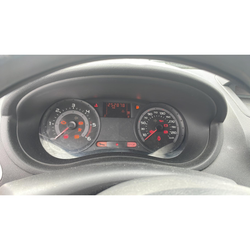 Boitier UCH RENAULT CLIO 3 Photo n°10