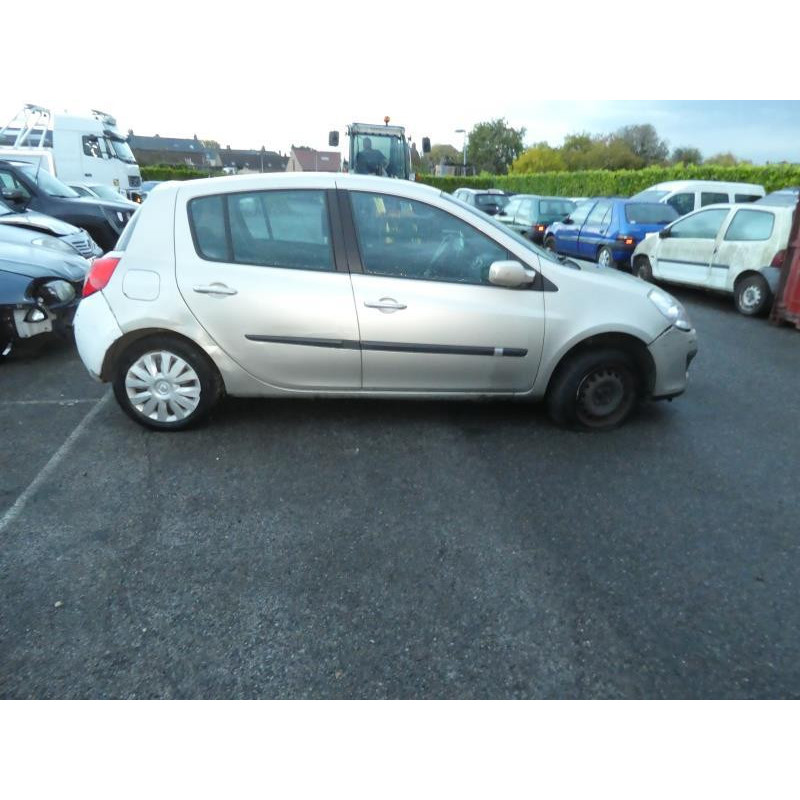 Boitier UCH RENAULT CLIO 3 Photo n°12