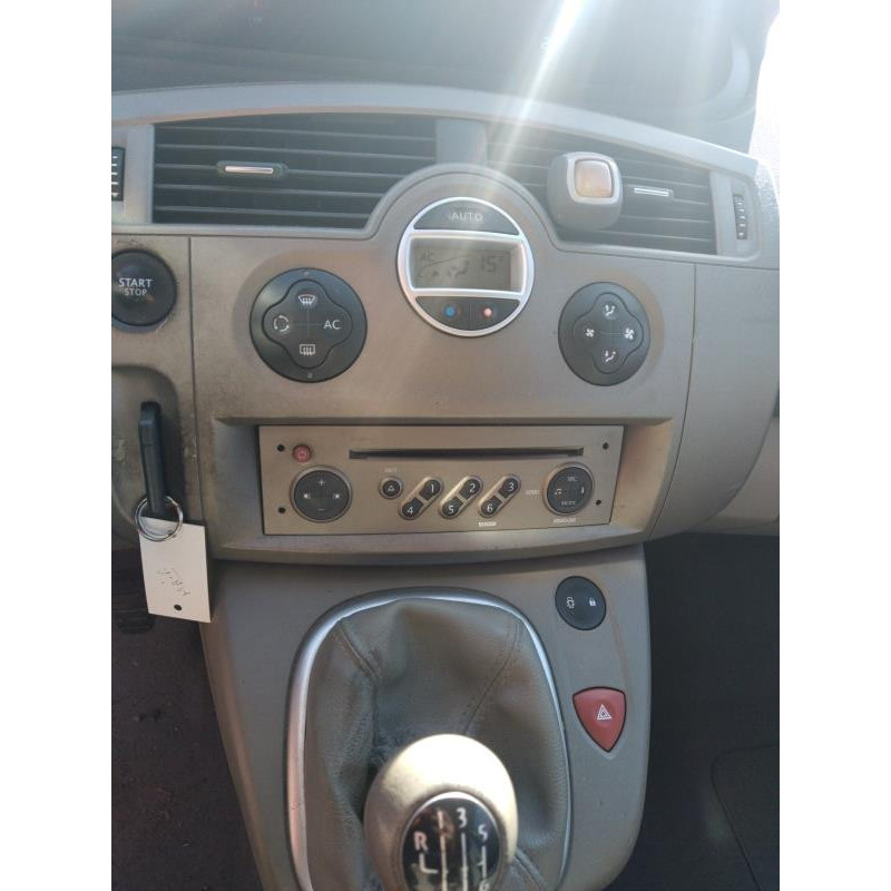 Boitier UCH RENAULT SCENIC 2 Photo n°8