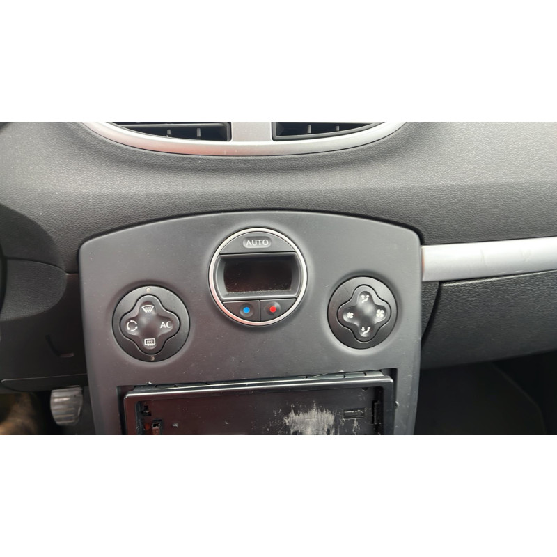 Boitier UCH RENAULT CLIO 3 Photo n°8