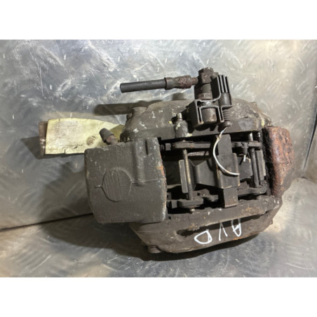 Etrier avant droit (freinage) MERCEDES CLASSE M 163 Photo n°1