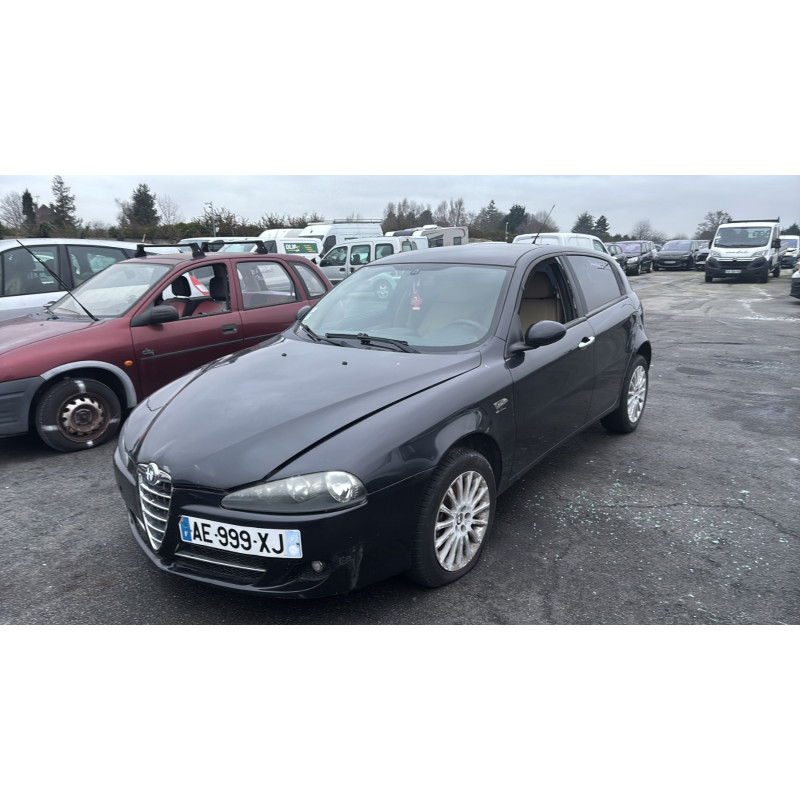 Feu arriere stop central ALFA ROMEO 147 Photo n°5