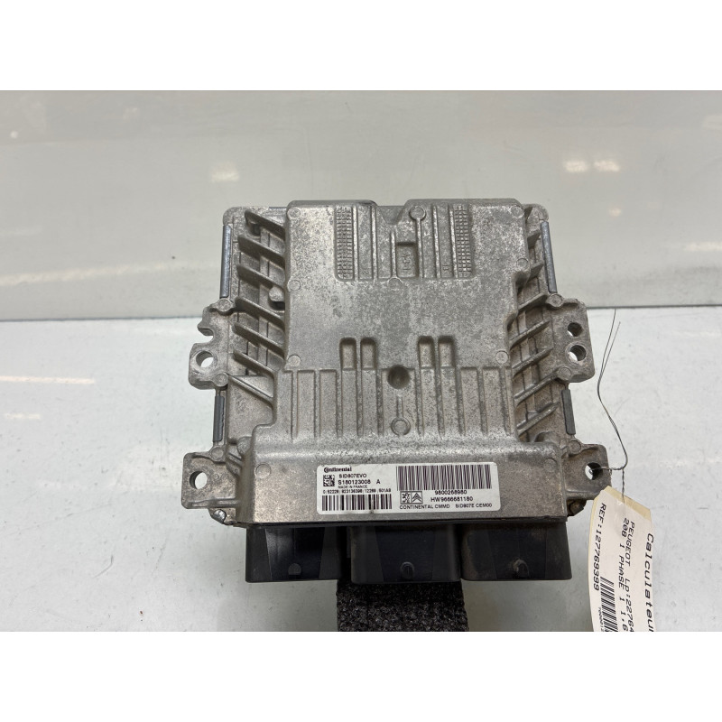 Calculateur moteur PEUGEOT 208 1 Photo n°3