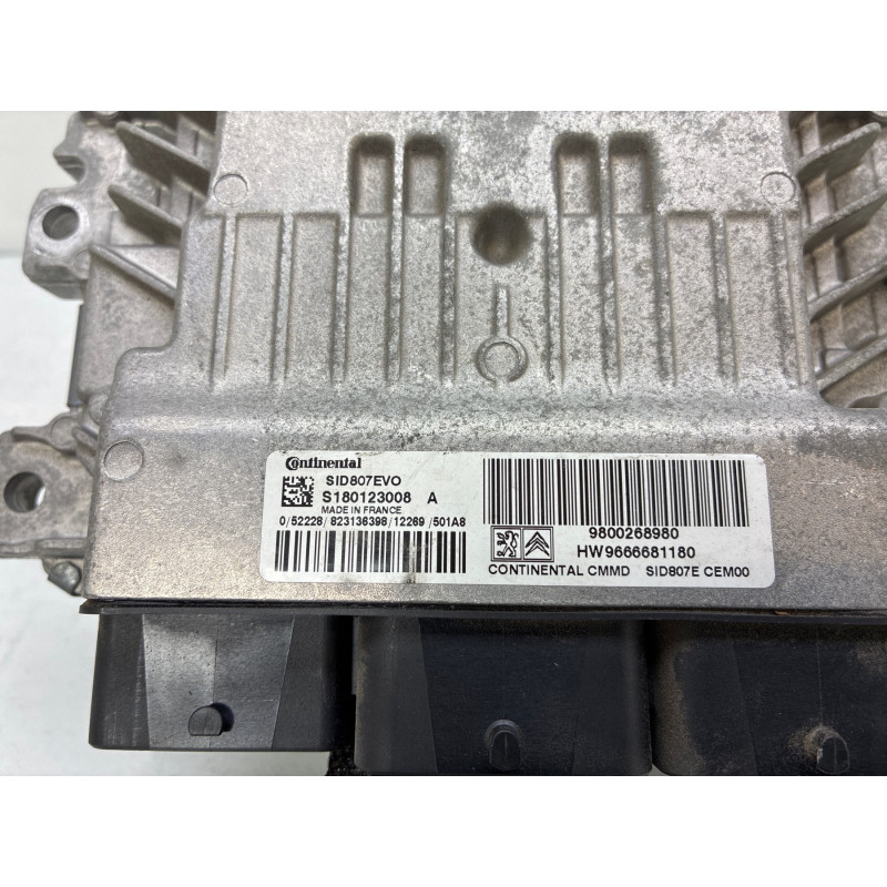 Calculateur moteur PEUGEOT 208 1 Photo n°4