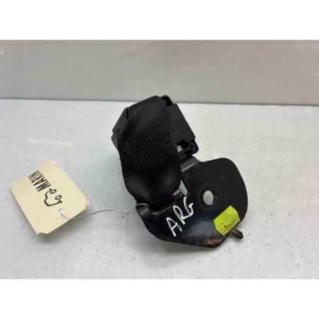 Attache ceinture arriere gauche RENAULT CLIO 2