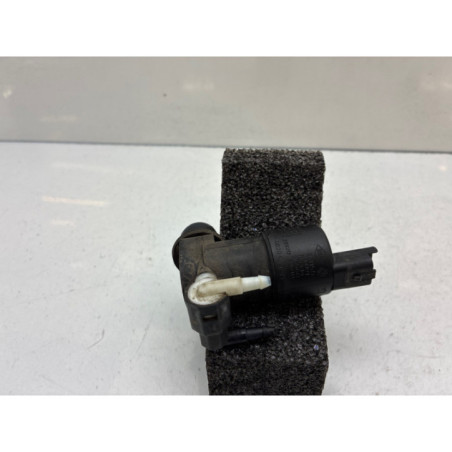 Pompe lave glace avant PEUGEOT 208 1
