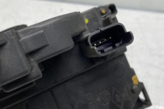Serrure avant droit RENAULT CLIO 3
