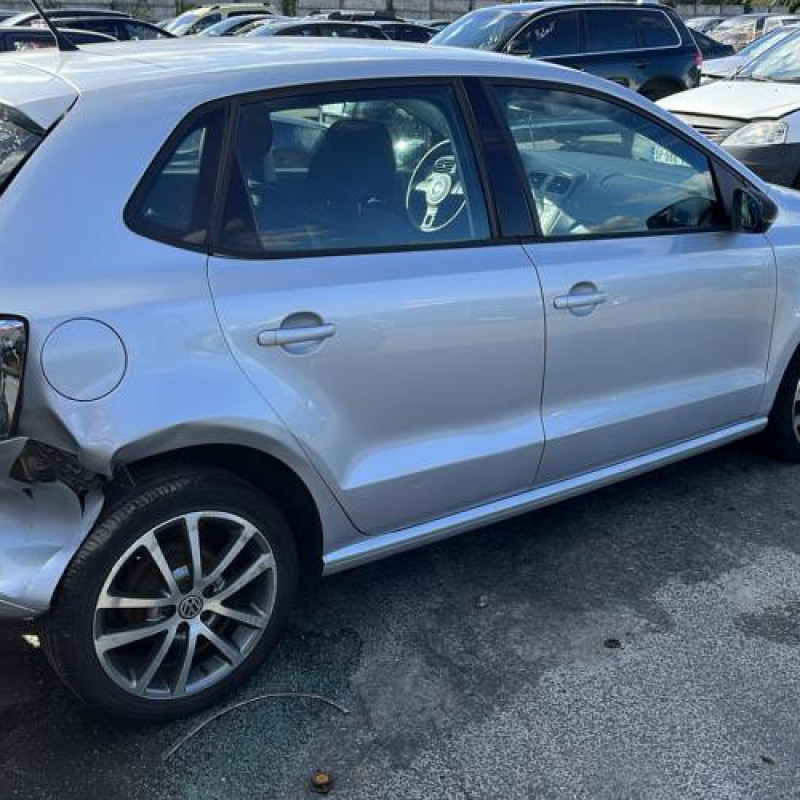 Bouchon de carburant VOLKSWAGEN POLO 5 Photo n°6