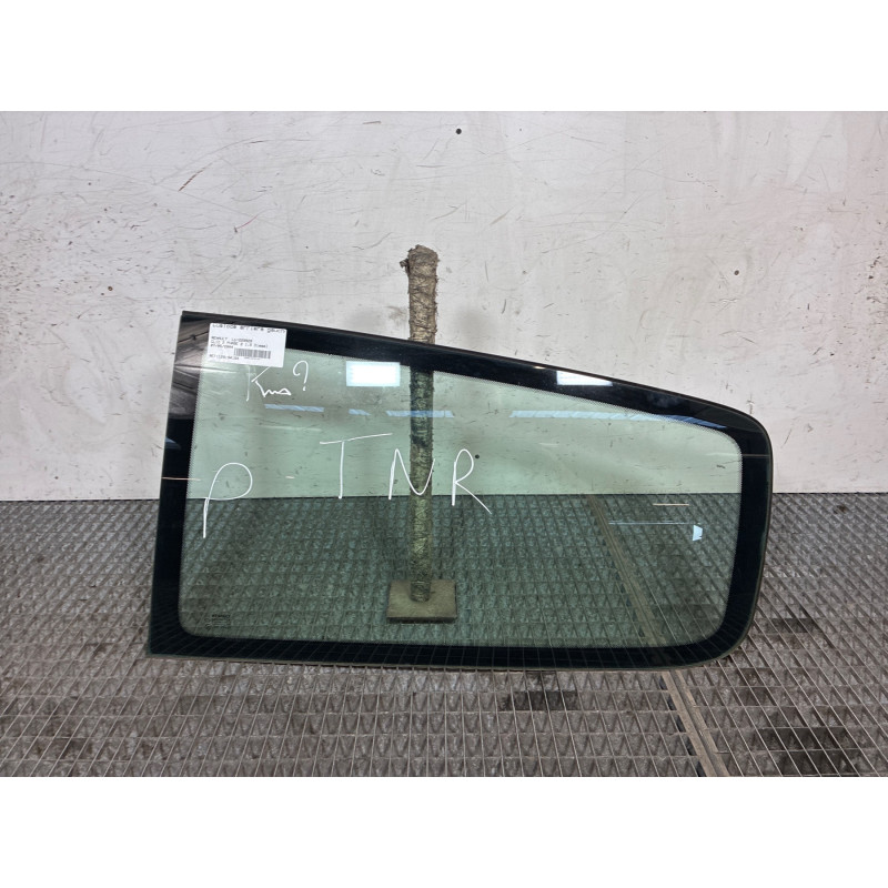 Custode arriere gauche RENAULT CLIO 2 Photo n°1