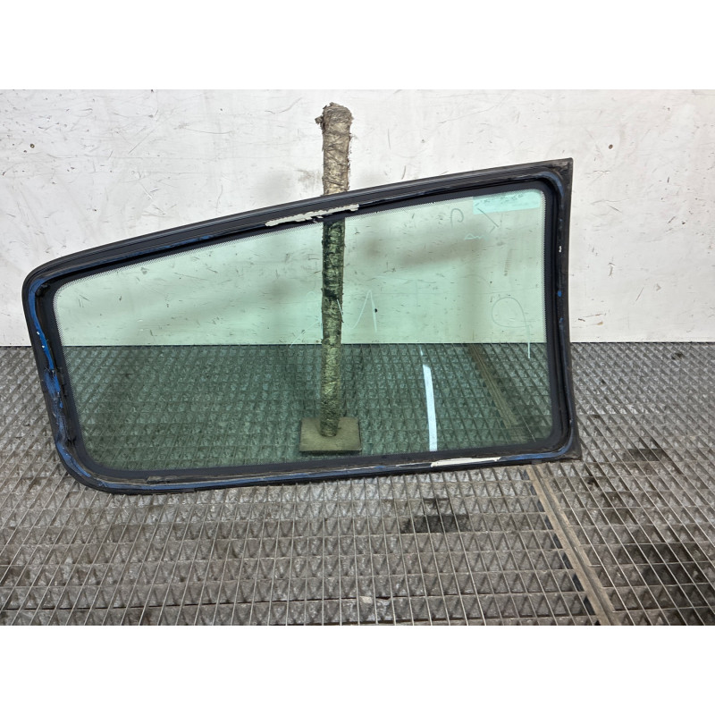 Custode arriere gauche RENAULT CLIO 2 Photo n°2