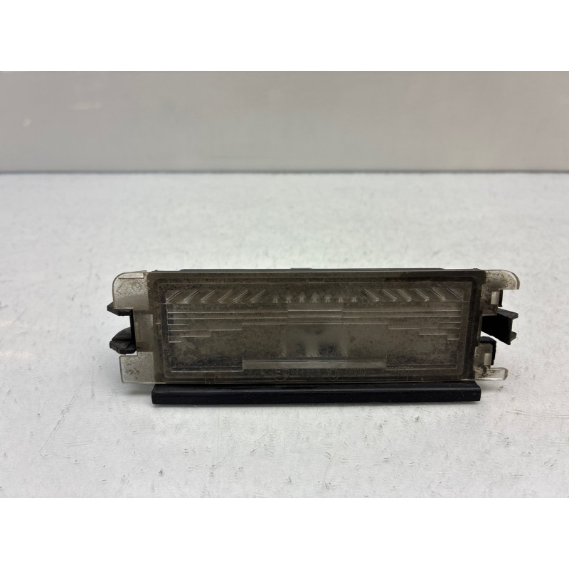Eclairage de plaque RENAULT CLIO 2 CAMPUS Photo n°4