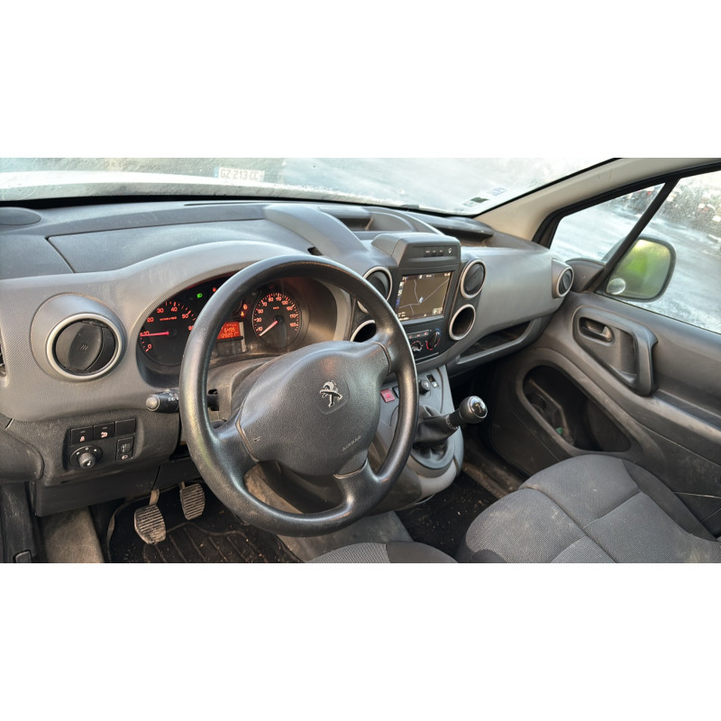 Custode avant gauche (porte) PEUGEOT PARTNER 2 Photo n°15