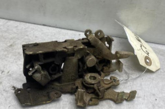 Serrure avant droit MERCEDES VITO 638