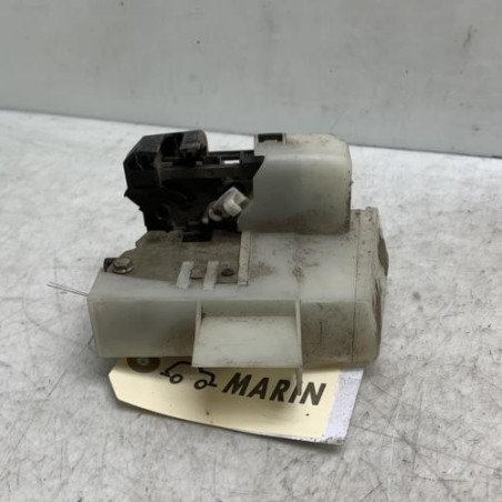 Serrure avant droit RENAULT MEGANE 1