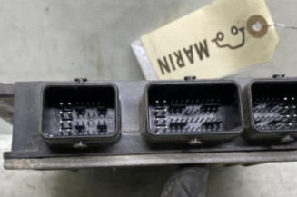 Calculateur moteur RENAULT CLIO 3