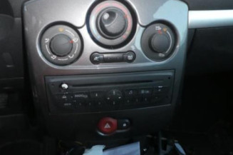 Calculateur moteur RENAULT CLIO 3