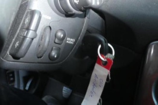 Calculateur moteur RENAULT CLIO 3