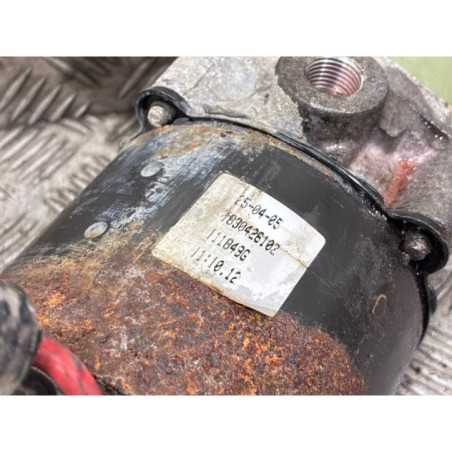 Pompe de direction RENAULT CLIO 2