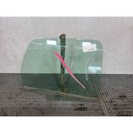 Vitre arriere droit CITROEN C3 1 Photo n°1
