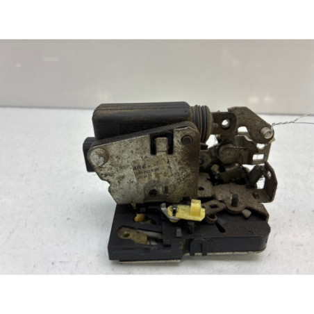 Serrure arriere gauche DACIA DUSTER 1