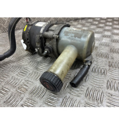 Pompe de direction PEUGEOT 106
