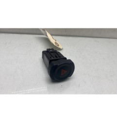 Bouton de warning DACIA DUSTER 1 Photo n°1