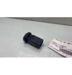 Bouton de warning DACIA DUSTER 1