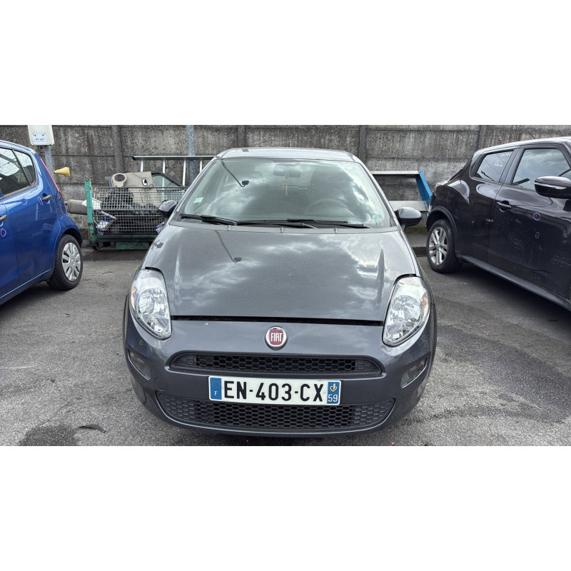 FIAT PUNTO 3 1.2i - 8V Photo n°8