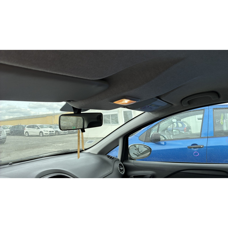 FIAT PUNTO 3 1.2i - 8V Photo n°15