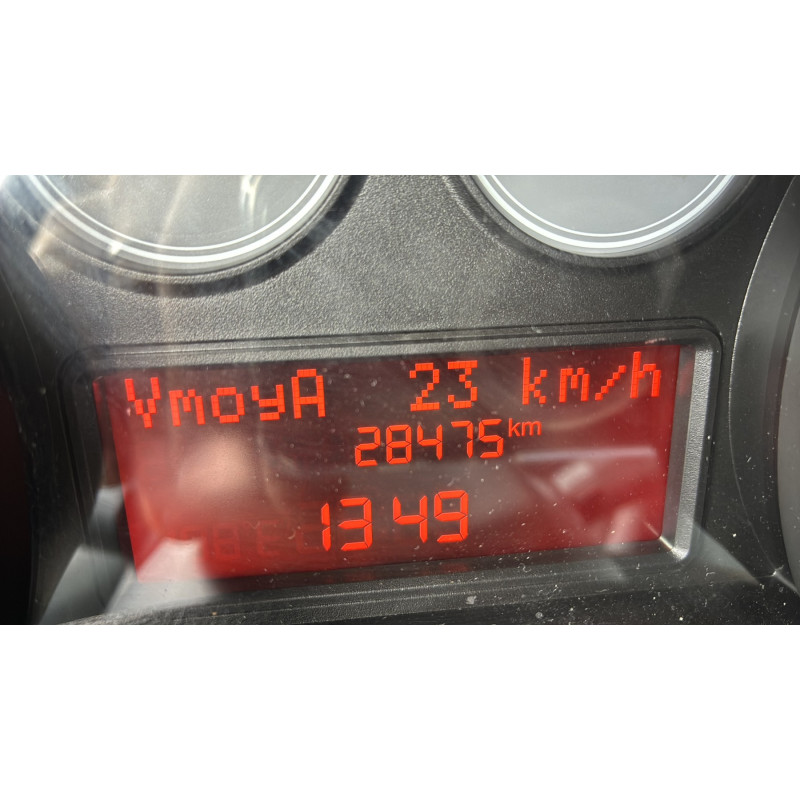 FIAT PUNTO 3 1.2i - 8V Photo n°20