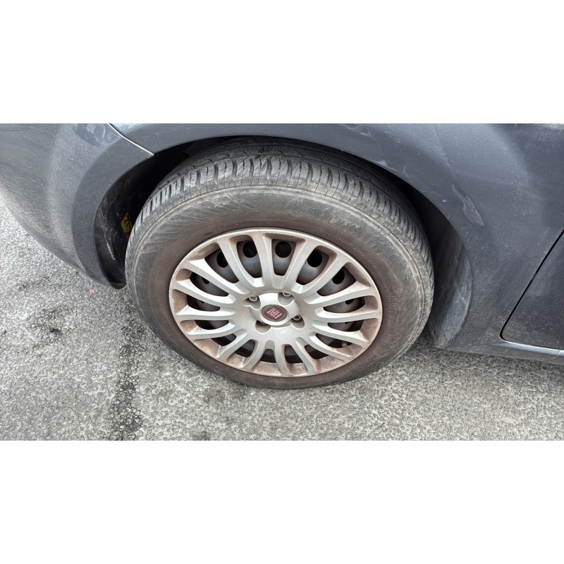 FIAT PUNTO 3 1.2i - 8V Photo n°22