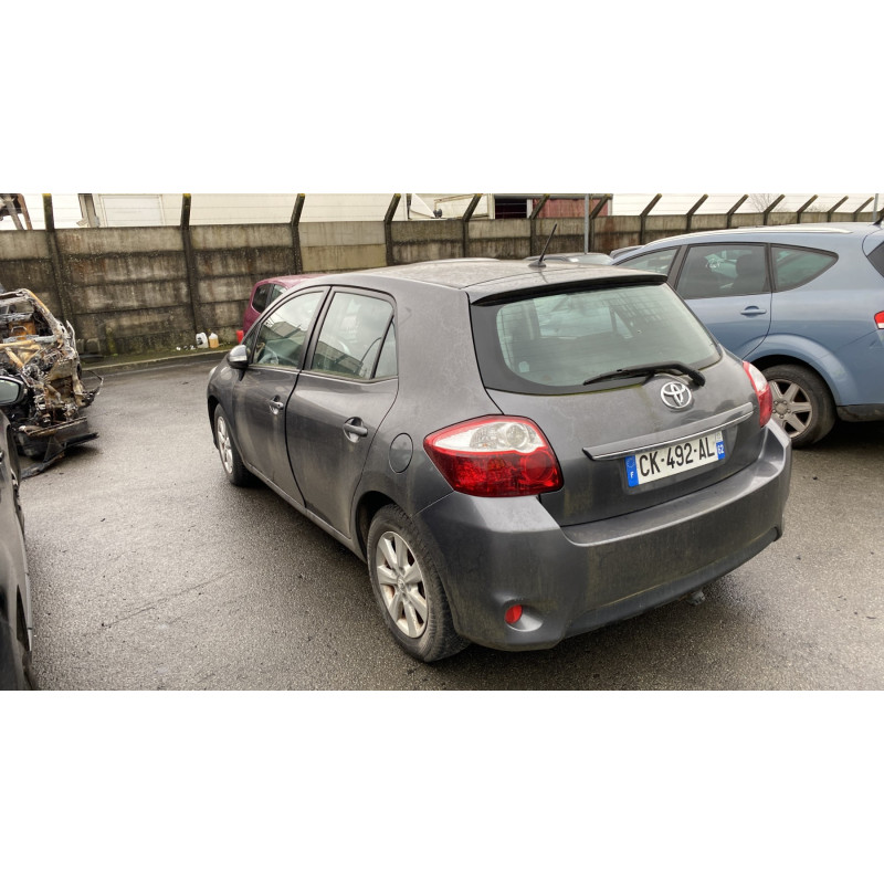 TOYOTA AURIS 1 PHASE 2 1.4 D4D - 8V TURBO Photo n°4