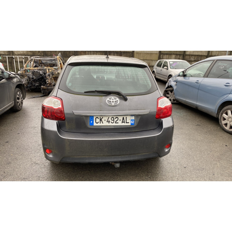TOYOTA AURIS 1 PHASE 2 1.4 D4D - 8V TURBO Photo n°5