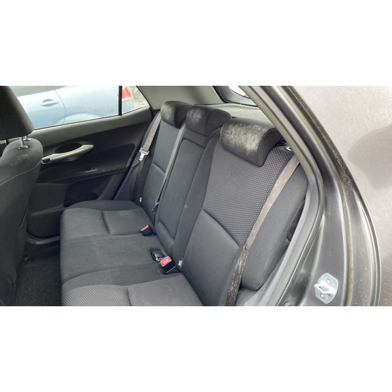 TOYOTA AURIS 1 PHASE 2 1.4 D4D - 8V TURBO Photo n°12