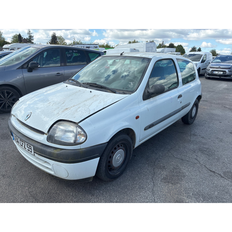 Capot RENAULT CLIO 2 Photo n°16