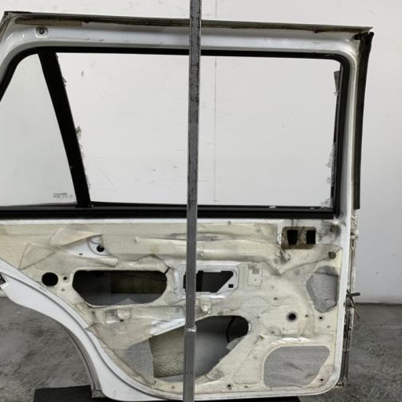 Porte arriere gauche PEUGEOT 405 Photo n°6