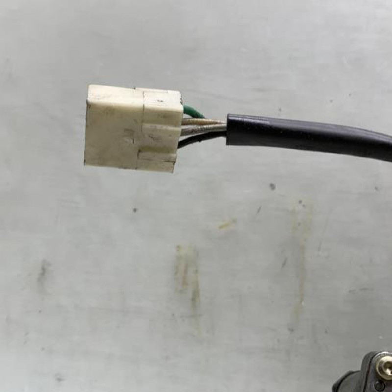 Moteur essuie glace arriere PEUGEOT 405 Photo n°3