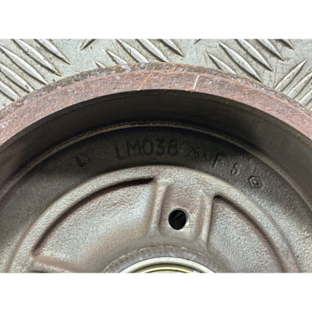 Tambour arriere droit RENAULT CLIO 3