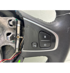 Volant RENAULT CLIO 4