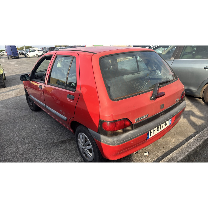 Capot RENAULT CLIO 1 Photo n°15