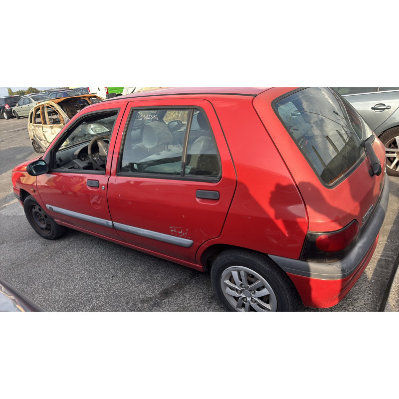 Capot RENAULT CLIO 1 Photo n°17