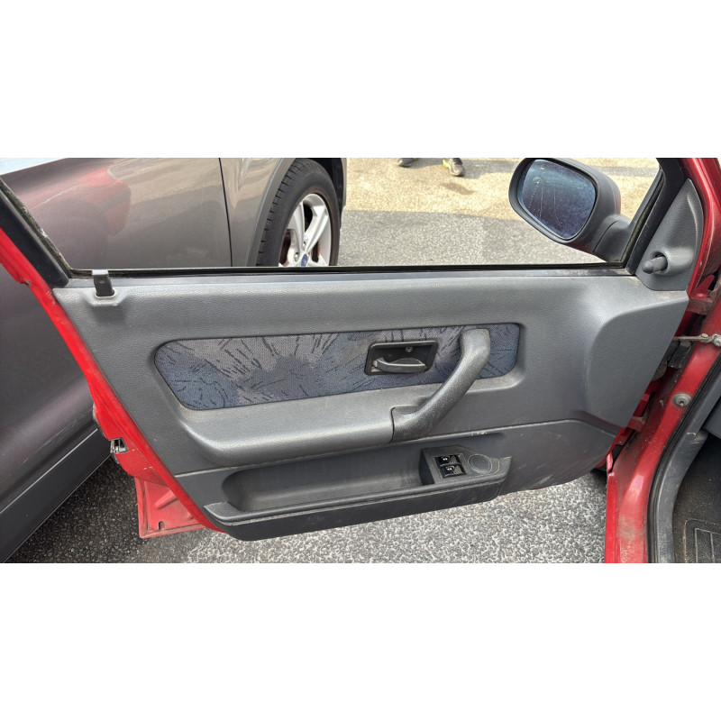 Capot RENAULT CLIO 1 Photo n°20