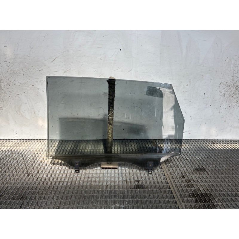 Vitre arriere droit HYUNDAI TUCSON 1 Photo n°1