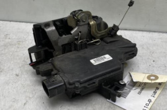 Serrure avant droit VOLKSWAGEN GOLF 4