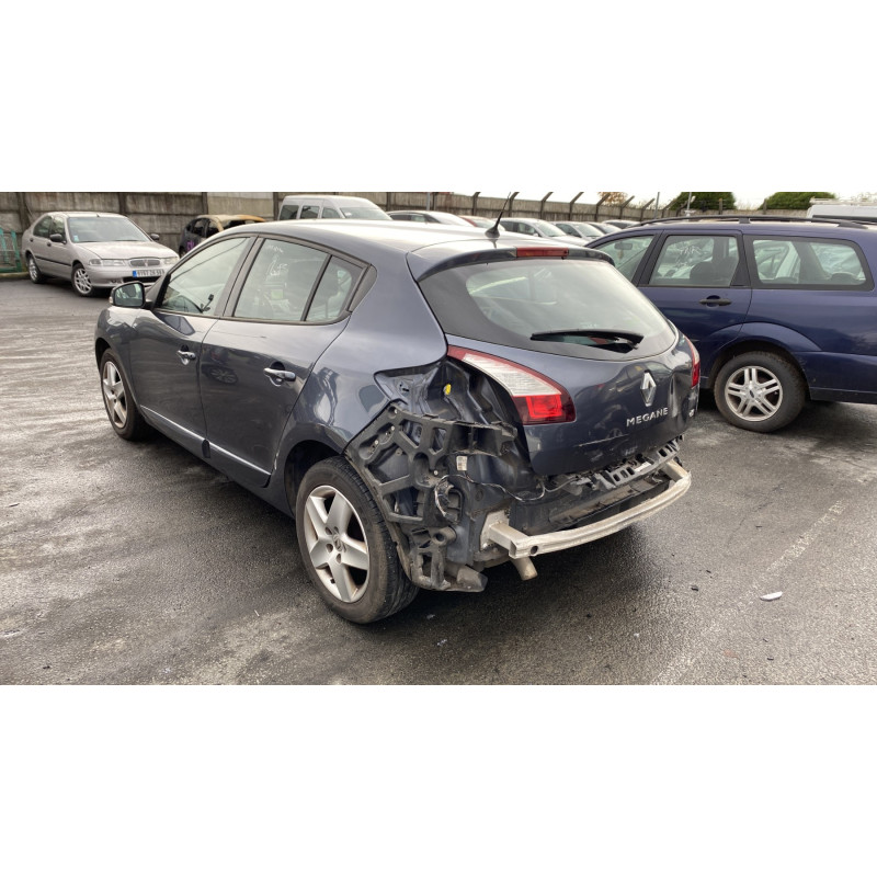 Compresseur clim RENAULT MEGANE 3 Photo n°9