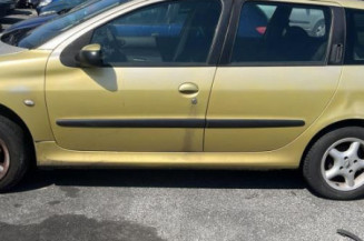 Feu arriere principal gauche (feux) PEUGEOT 206